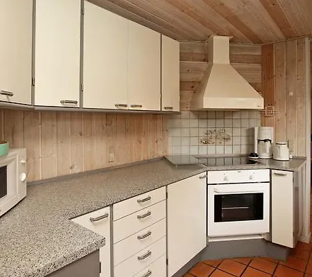 Five-bedroom Holiday In 10 * Blåvand
